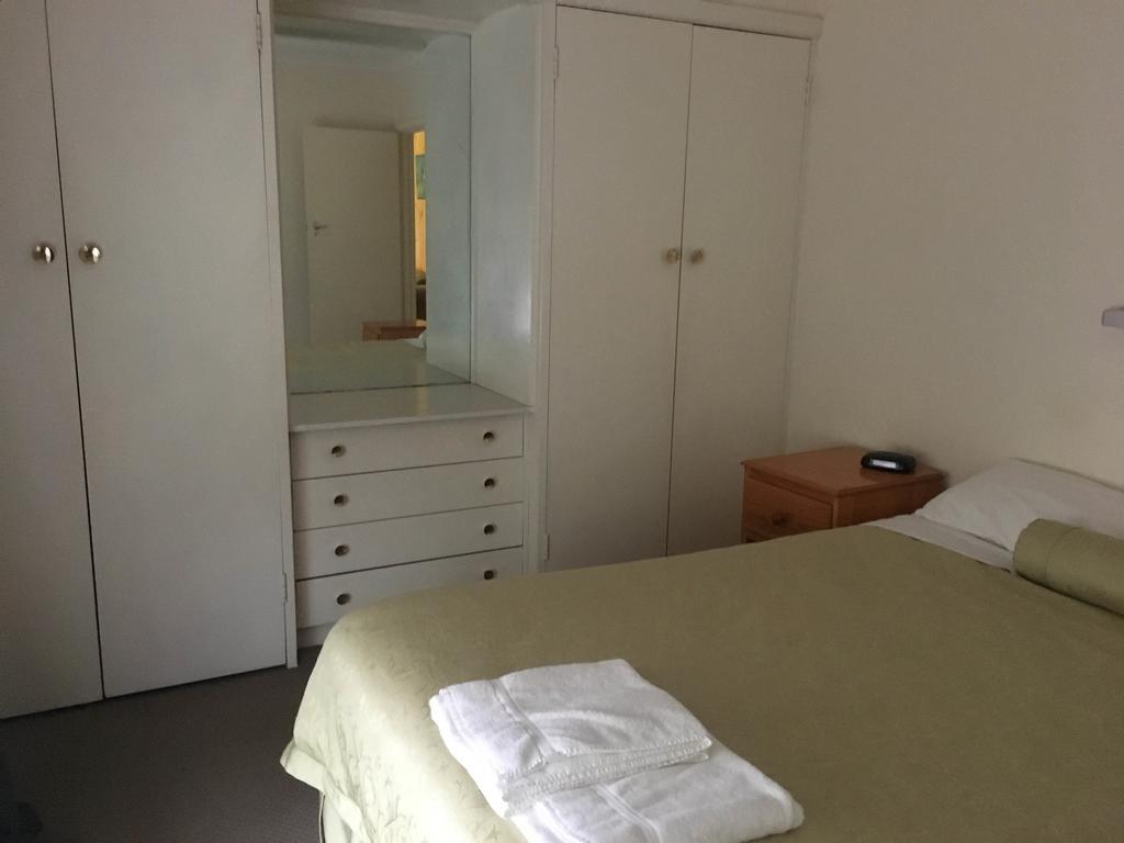Ovensview On Riverside Apartment